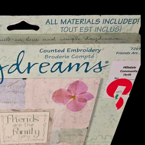 Lot of 2 Dimensions Daydreams Friends Are Family Counted Embroidery Kits - Picture 4 of 7